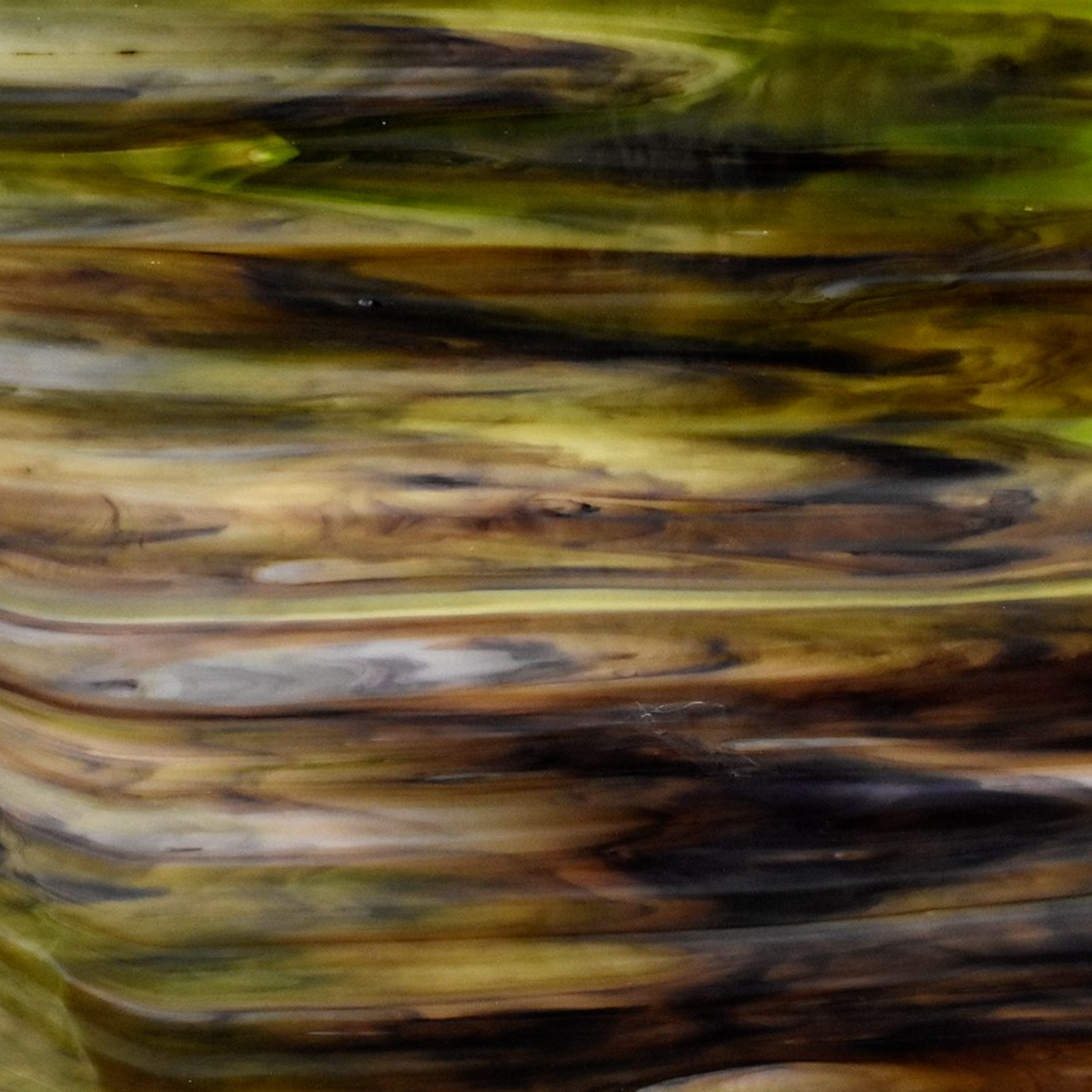 77D Green, Dk Amber, White Opal