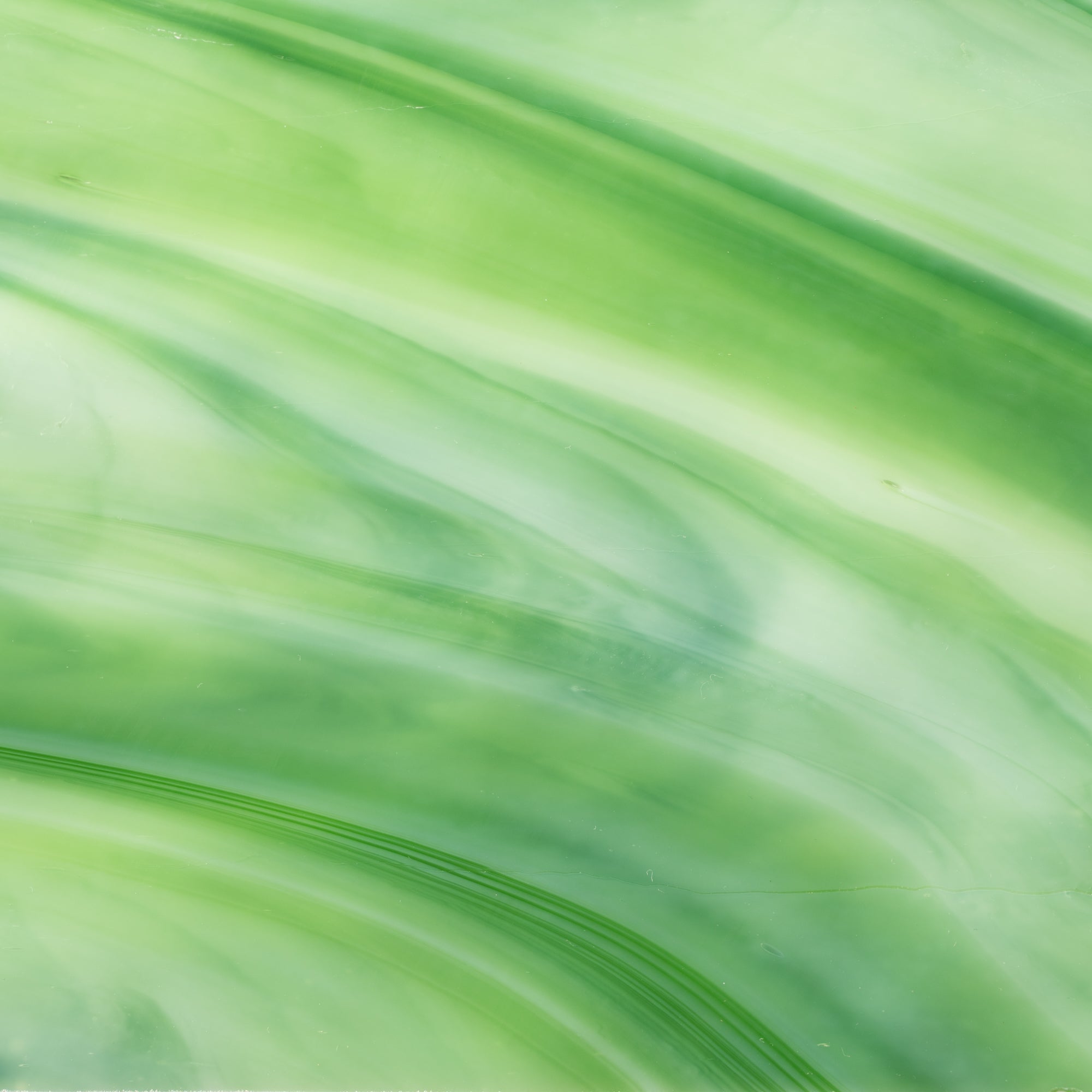 VM101 Dark Green, Opal Victorian Mottle