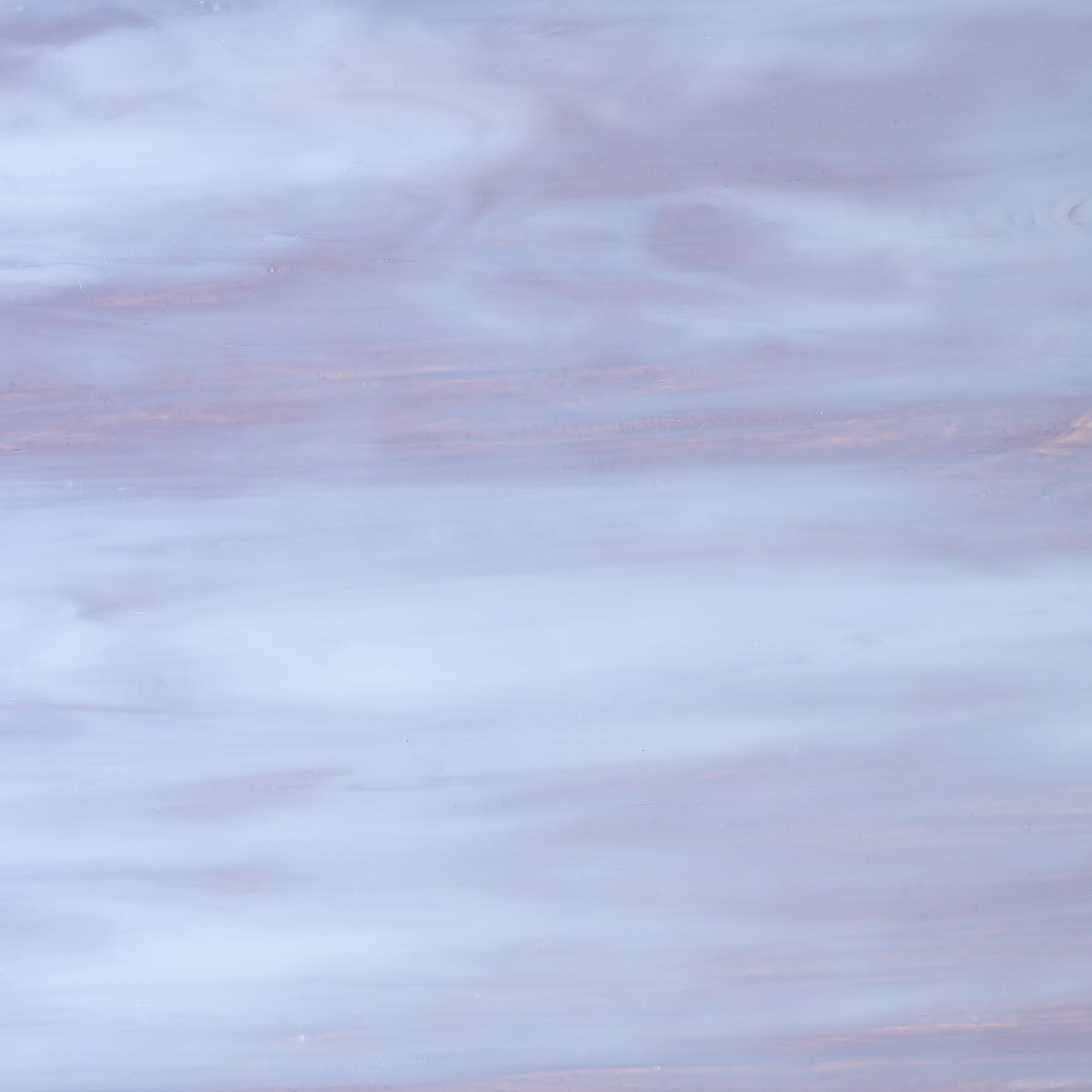 WO2180 Violet, White Wispy