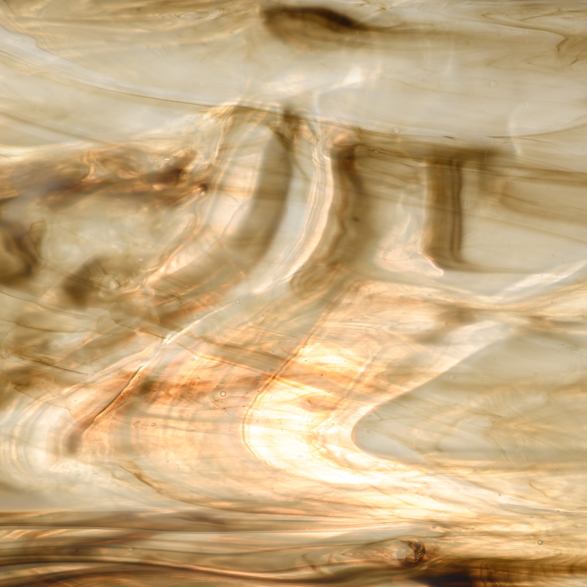 WIWO502 Medium Grey-Brown, White Wispy