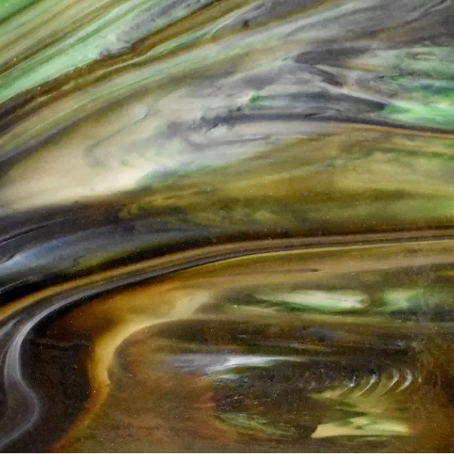 WO59 Dark Brown, Green, White Wispy