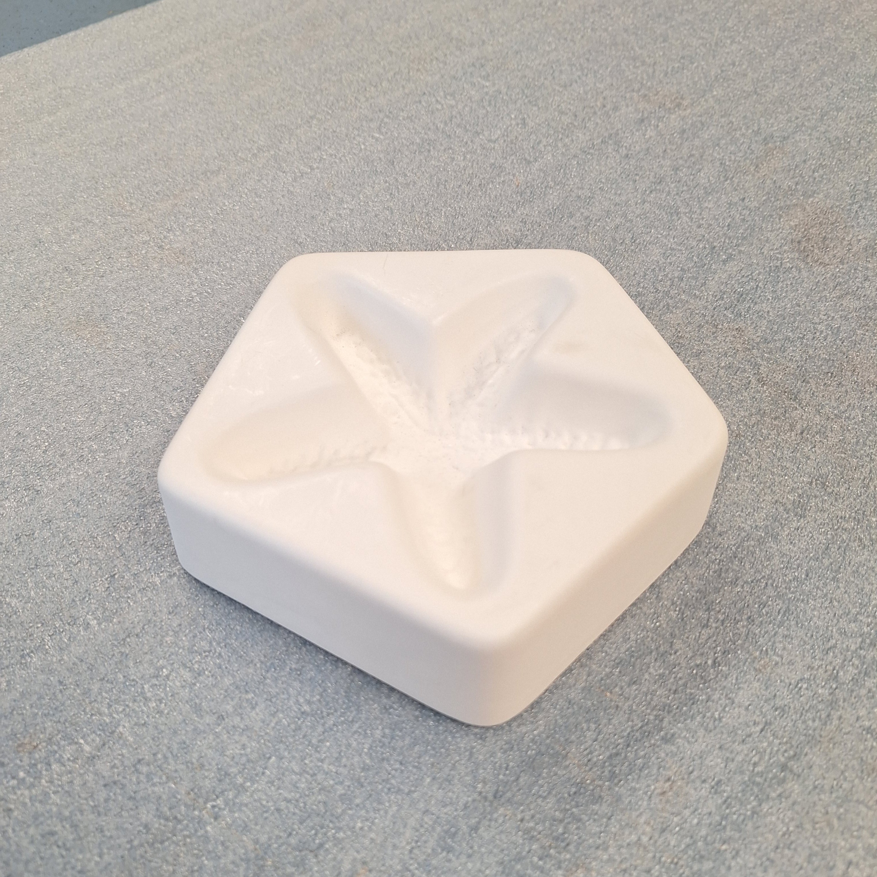4" Starfish Mold (Used)